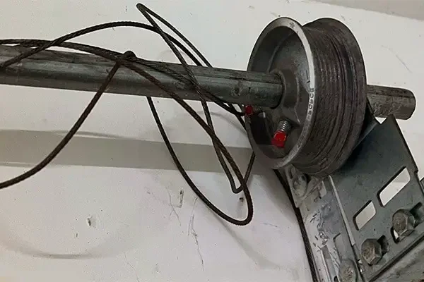 How-to-Fix-Garage-Door-Cable-lock-and-garage